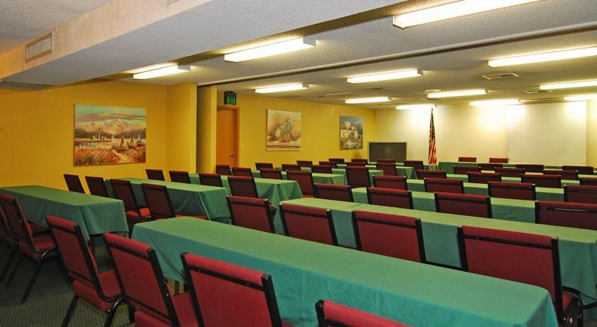 Hotel Ramada Tucson East Esterno foto